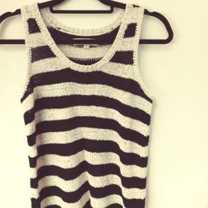 Ann Taylor LOFT tank sweater, Size M